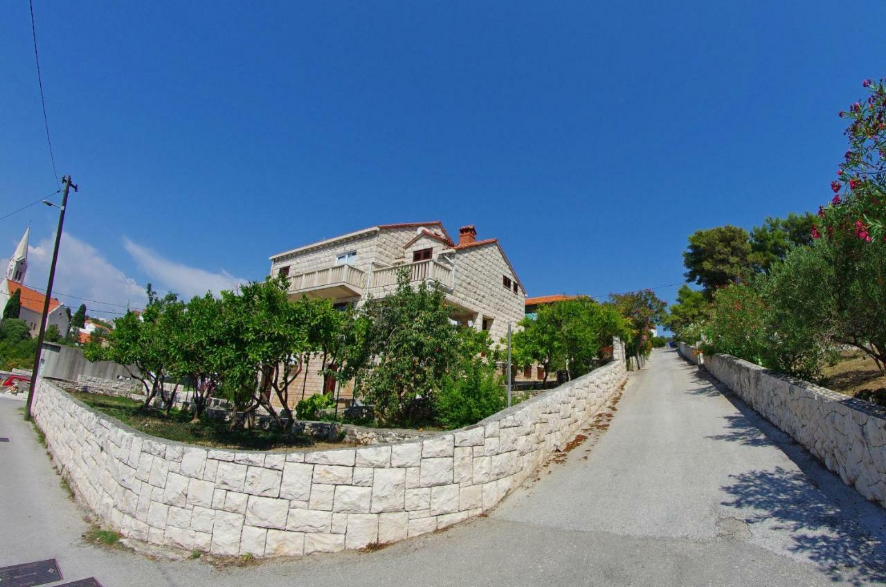 Large And Charming Apartment Near Beach With Big & Sunny Terrace Sumartin Luaran gambar